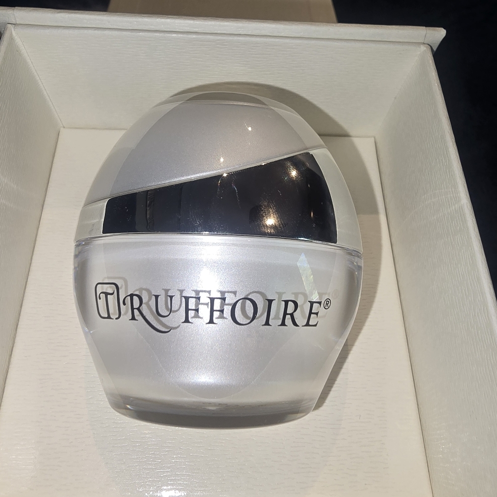 TRUFFOIRE White Truffle Eye Cream